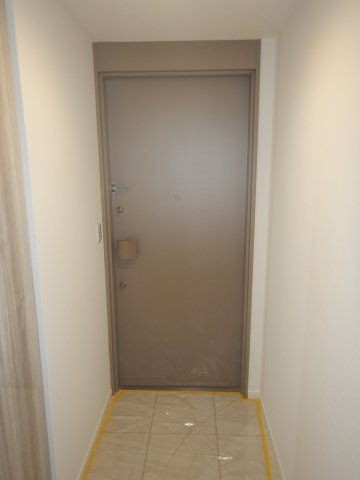 ステーションガーデンタワーの玄関
