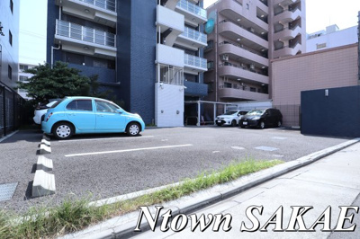 【駐車場】 | プレサンスNAGOYA本陣 | 駐車場があるので、車を買う予定の方も安心です