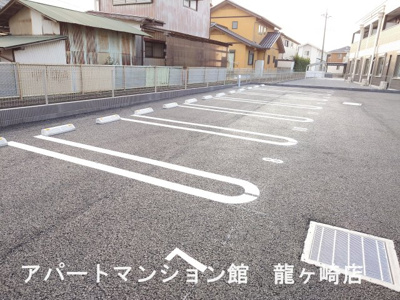 【駐車場】 | infield D