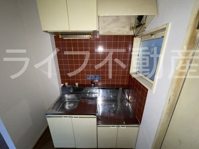 レオハイツ若江のキッチン|キッチンでお料理をお楽しみください