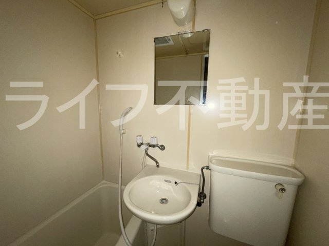 レオハイツ若江の独立洗面台|独立洗面化粧台付き