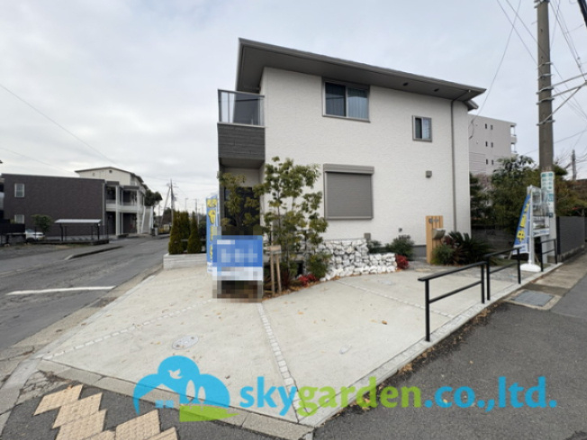 茅ヶ崎市萩園　未入居戸建の駐車場