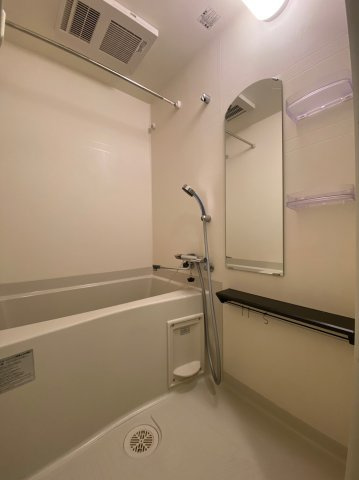 プレサンス上前津フィット　名古屋市賃貸　仲介手数料無料の浴室|バス