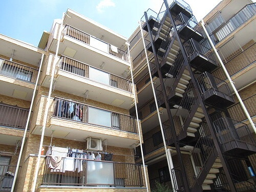 ライオンズマンション与野本町のその他共用部分|マンション外観写真（別角度）