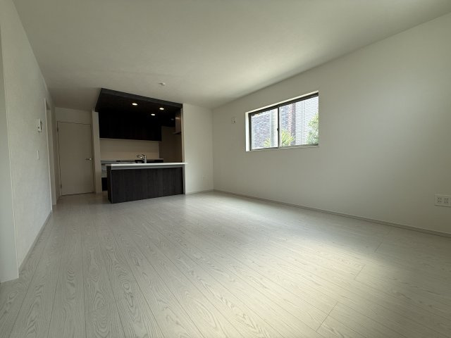 明石市天文町２丁目新築戸建２号棟の居間・リビング