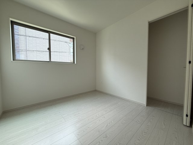 明石市天文町２丁目新築戸建２号棟の洋室