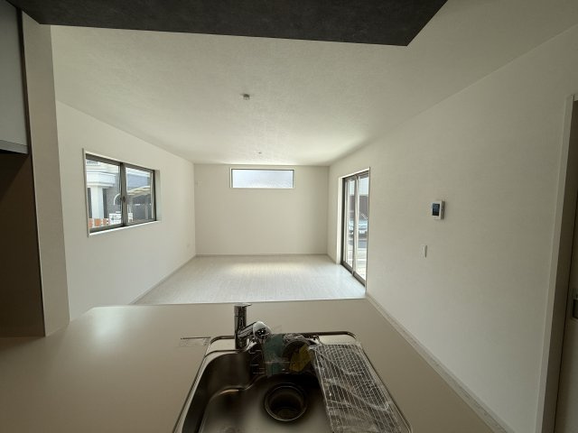 明石市天文町２丁目新築戸建２号棟の居間・リビング