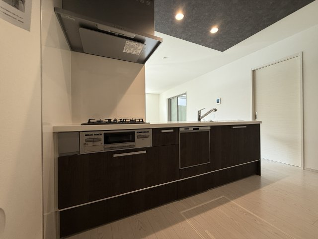 明石市天文町２丁目新築戸建２号棟のキッチン