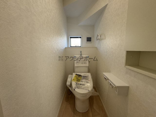 入間市新光・全2棟　新築一戸建　1号棟　～北西角地～のトイレ|温水洗浄機能付