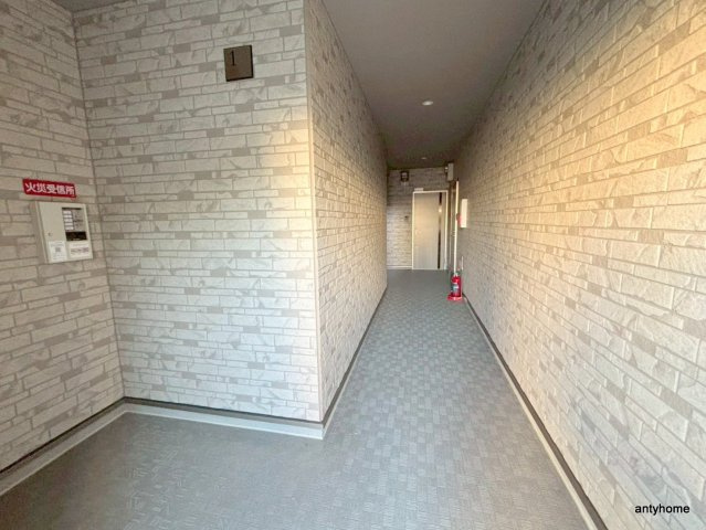 ボヌール緑地公園　仲介手数料無料のロビー