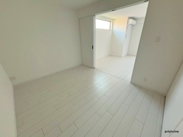 ボヌール緑地公園　仲介手数料無料の寝室