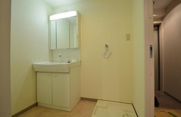 茜の森の洗面所