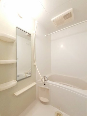 【浴室】 | メゾン・ラ・ジェルメ | 日々の疲れを癒すお風呂付です