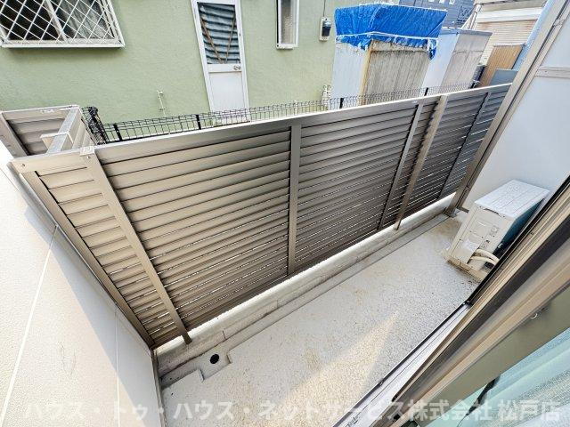 ラフィーナー松戸のバルコニー