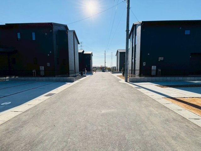 タマタウン　岐阜市西改田　全6区画分譲の前面道路含む現地写真|■前面道路　■ヤマダ不動産　株式会社リライフ　
■夢のマイホーム購入をフルサポートします！