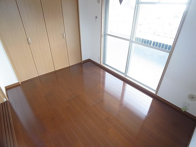 クイーンズハイツ名倉のその他|採光、風通しも良好です