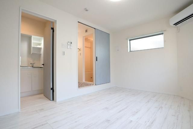 リュクスカーサ東向島の洋室