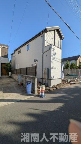 藤沢市鵠沼松が岡３丁目６７０８－８０新築戸建て