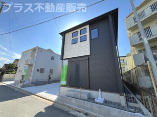 【外観】 | 現地写真。プラス不動産販売なら、現場の全ての棟をまとめてご見学頂けます。