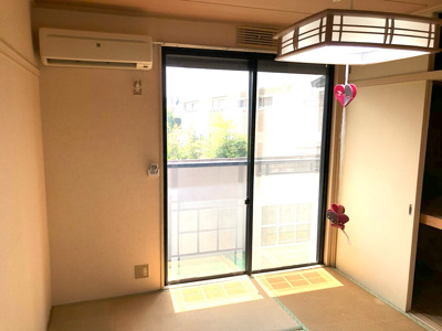 【寝室】 | サンライジング