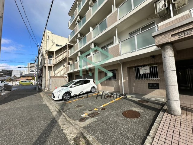 土井ハイツ北条口の駐車場