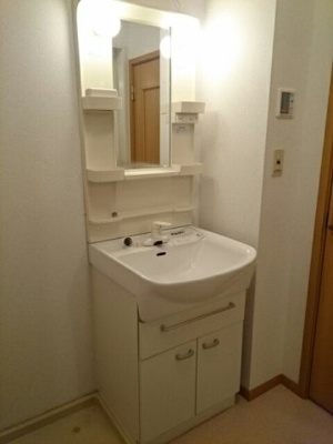 【洗面所】 | ビルゴ・メーラＡ | コンパクトで使いやすい洗面所