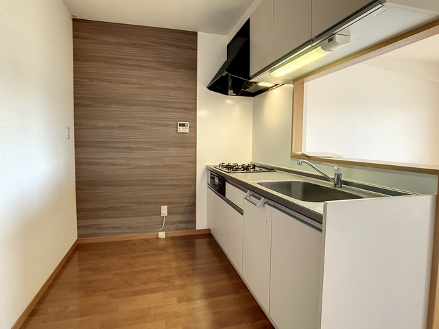 北九州市八幡西区上香月３丁目の賃貸マンションのキッチン