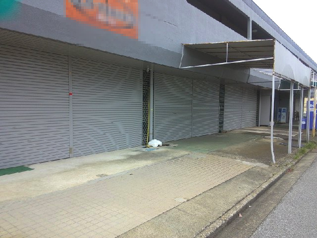 八千代市高津の店付住宅