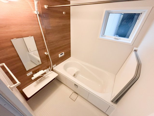 三郷市　幸房　新築戸建　全1棟の浴室|施工例です