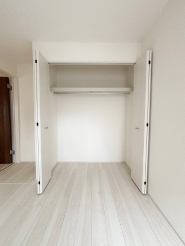 三郷市　幸房　新築戸建　全1棟の収納|施工例です