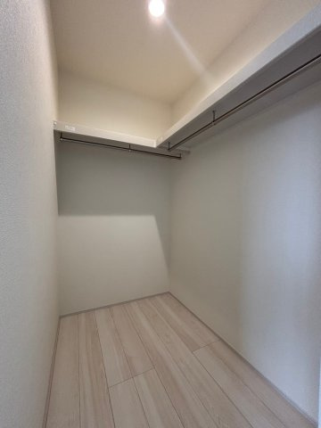 三郷市　幸房　新築戸建　全1棟の収納|施工例です