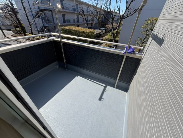 三郷市　幸房　新築戸建　全1棟のバルコニー|施工例です