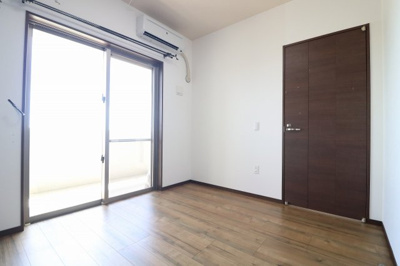 【洋室】 | アレイール首里テラスヴュー