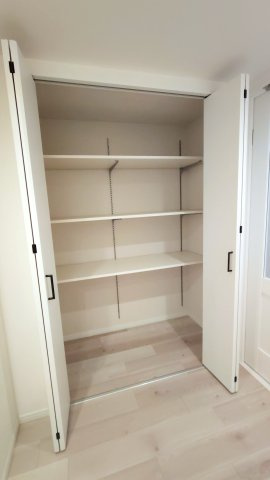 シャルム小阪壱番館の収納