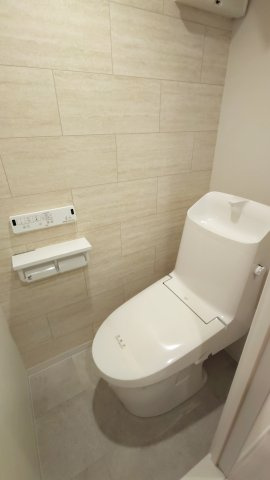 シャルム小阪壱番館のトイレ