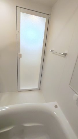 シャルム小阪壱番館の浴室