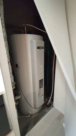 シャルム小阪壱番館の発電・温水設備