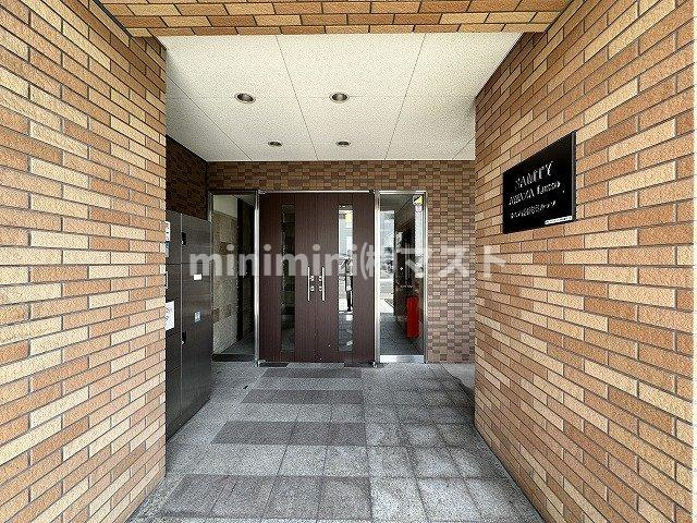 サムティ阿波座Lussoのエントランス