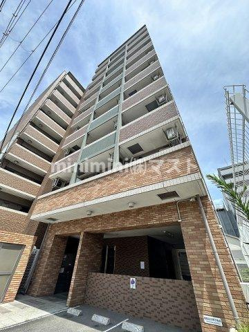 サムティ阿波座Lussoの外観