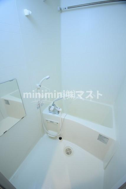 サムティ阿波座Lussoの浴室