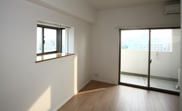 新品家具付きマンション比恵町11(KaGood福岡)の洋室|使い勝手のいい洋室です