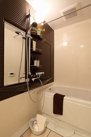 新品家具付きマンション比恵町11(KaGood福岡)の浴室|きれいなお風呂です
