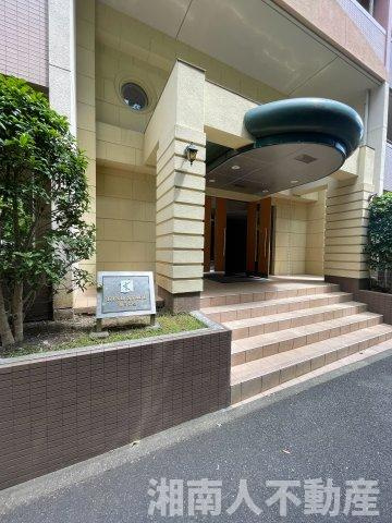 カインドステージ湘南辻堂のエントランス|建物の内部です