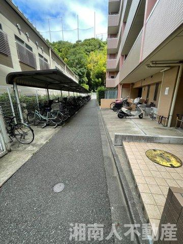 カインドステージ湘南辻堂の駐輪場