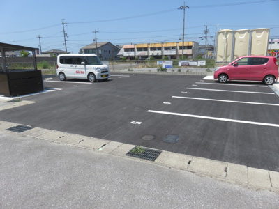 【駐車場】 | メゾンシャトー神照