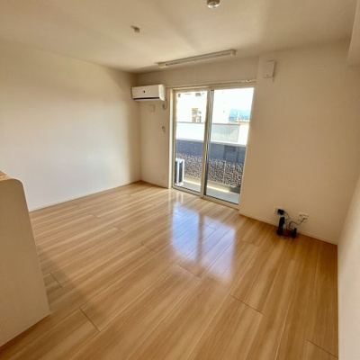 【居間・リビング】 | メゾンシャトー神照