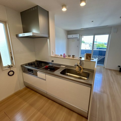 【キッチン】 | メゾンシャトー神照