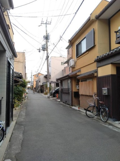 小坂町の前面道路含む現地写真
