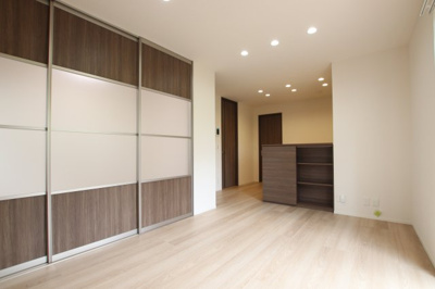 【居間・リビング】 | ネオ・ハイツ