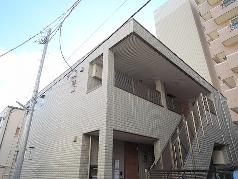マニビータ　新子安の外観|便利な駅近徒歩３分　耐震耐火旭化成へーベルメゾン